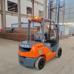Used Toyota FD30 4300KG Operating Weight Diesel Electric <b>Forklift</b> with 3.5 and 5 Tons Capacity Options Tested & Inspected - Product Image 2