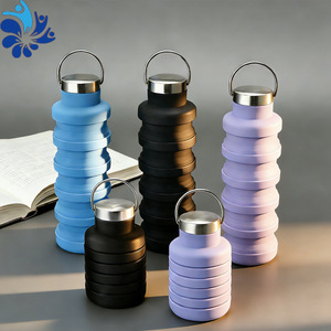 Bouteille d'eau pliable en silicone 500 ml, légère, portable, pour le cyclisme en plein air, voyage, tasse à boire multicolores - Product Image 1