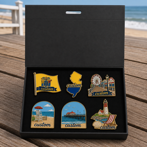 Lot de badges émaillés personnalisés en gros, thème New Jersey : Plage, quai, bord de mer. Cadeau souvenir touristique, badge culturelle côtière. - Product Image 1