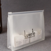 Emballage de vêtements en PVC transparent pochette de sac à fermeture éclair en plastique maquillage cosmétique sacs à glissière à fermeture éclair logo personnalisé avec fermeture éclair