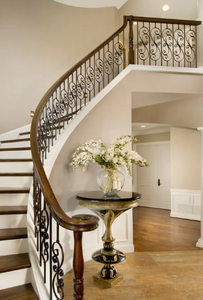 سلالم منحنية/قوسية فاخرة من ديسيبل بايت مزينة بدرابزين معقد من الحديد المطاوع - Product Image 3