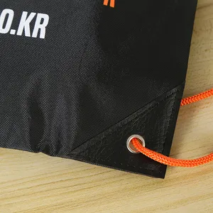 Mochila personalizada com cordão em poliéster 420D preto para promoção Bolsa de corrida para maratona