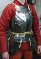 Armure de cuirasse en acier médiéval de style gothique authentique Costume de chevalier durable Armure corporelle Prix de gros en métal