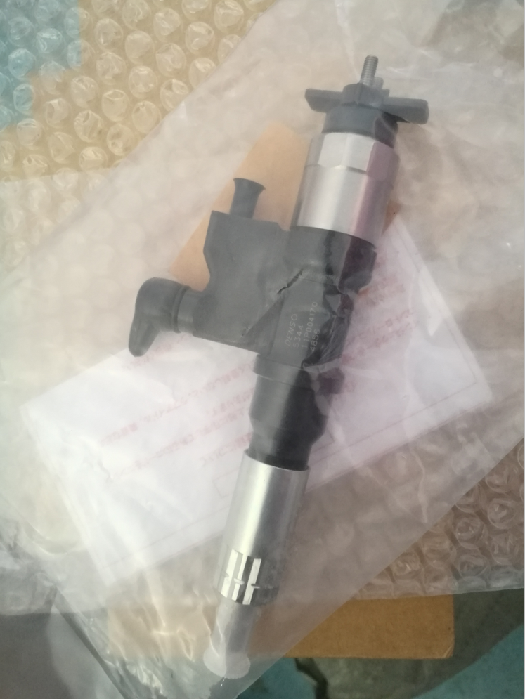 diesel fuel Common Rail Injector 8976024856 095000-5344  0950005344  095000-5345  095000-5342 095000-5341 For ISUZU 4HK1 6HK1
