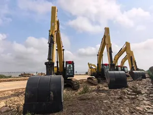 Excavatrice sur chenilles Shantui SE335LC d'occasion, 34 tonnes, pelleuse lourde, godet jaune pour travaux de terrassement et de construction - Product Image 2