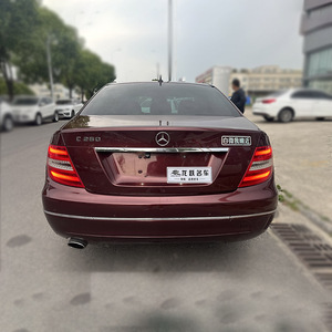 Coche Usado en Buen Estado a Bajo <span class=keywords><strong>Precio</strong></span>, <span class=keywords><strong>Mercedes</strong></span>-Benz <span class=keywords><strong>Clase</strong></span> <span class=keywords><strong>C</strong></span> <span class=keywords><strong>2011</strong></span> <span class=keywords><strong>C</strong></span> 200 CGI Fashion, Sedán de Lujo de 5 Plazas, Vehículo Usado - Product Image 5