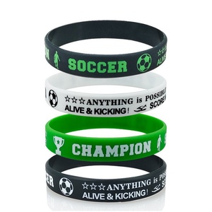 Bracelets personnalisés en silicone pour supporters de football – Accessoires de football en gros - Product Image 2