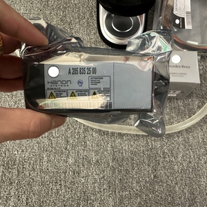 Nouveau modèle 2026 de haute qualité pour <span class=keywords><strong>Mercedes</strong></span>-Benz : Pack parfum, comprenant désodorisant, parfum et base de parfum. - Product Image 4