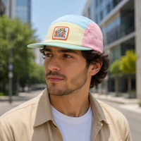Casquette de camping personnalisée à 5 panneaux, multicolore, blocs de couleurs pastel, pour trail running, avec logo en patch tissé, visière plate, casquette de sport