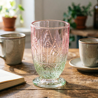 Verres en verre gaufré coloré, design européen vintage, pressés à la machine, verre à eau sur pied pour mariage