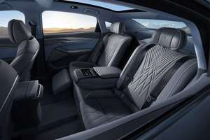 <span class=keywords><strong>Tesla</strong></span> <span class=keywords><strong>Model</strong></span> <span class=keywords><strong>X</strong></span> AWD SUV Elettrico di Medie-Grandi <span class=keywords><strong>Dimensioni</strong></span> con Velocità Massima 250 km/h, 493kW, 670 CV, Batteria da 100kWh, Autonomia di 700 km - Product Image 5