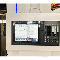 Fournisseur chinois Prix bon marché VMC1380 Fraiseuse CNC automatique 3 axes Fanuc de haute précision Centre d'usinage vertical Vente