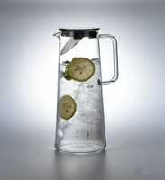 Pichet à eau en verre borosilicate de 1,35 L avec couvercle et filtre |   Carafe à boissons résistante à la chaleur avec poignée pour jus et boissons froides