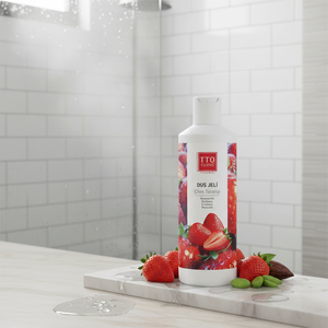 Gel Douche Fraîcheur Fraise TTO Clinic 500ml Hydratant Nourrissant Rafraîchissant au Beurre de Cacao, Vitamine E, Niacinamide et Panthénol - Product Image 3