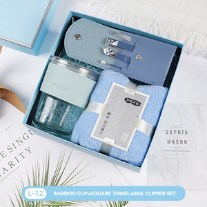 <span class=keywords><strong>Serviette</strong></span> promotionnelle personnalisée <span class=keywords><strong>pour</strong></span> demoiselles d'honneur, cadeaux <span class=keywords><strong>de</strong></span> mariage, cadeaux <span class=keywords><strong>de</strong></span> la Saint-Valentin, coffret cadeau <span class=keywords><strong>pour</strong></span> femmes, souvenirs <span class=keywords><strong>pour</strong></span> invitées, anniversaire - Product Image 1