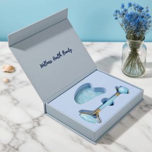 Produits tendance 2025 Nouveautés Boîte magnétique pour livre Emballage de massage Ensemble de rouleaux de jade Gua Sha Boîte en papier avec insert en EVA - Product Image 4