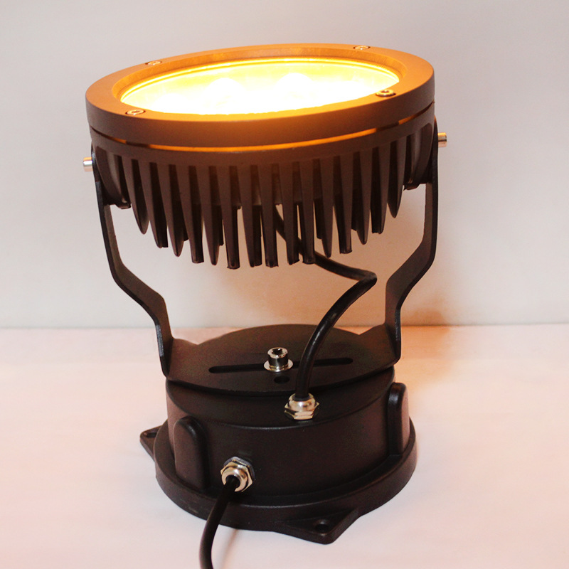 Đèn LED với điện áp đa dạng