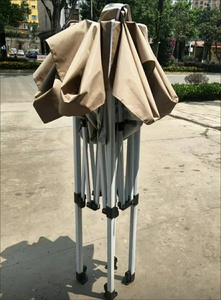 Auvent pliant portable en tissu Oxford imperméable et résistant au soleil, avec toit incliné bleu, structure en fer, pour stand extérieur et camping - Product Image 6