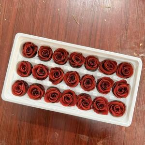 Lot de 21 roses éternelles réelles et préservées de haute qualité, élégantes, pour la Saint-Valentin et autres occasions - Product Image 3