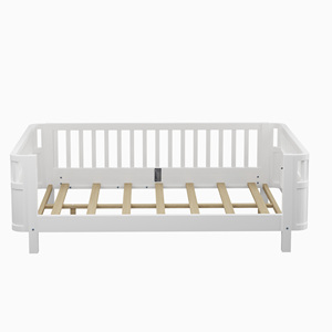 <span class=keywords><strong>Lit</strong></span> de sécurité pour enfants en bois massif avec barrières latérales complètes, <span class=keywords><strong>lit</strong></span> simple <span class=keywords><strong>junior</strong></span> conçu pour se connecter à un grand <span class=keywords><strong>lit</strong></span> - Product Image 1