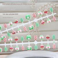 Faux ongles courts 3D mignons pour enfants, motif pastèque et cerise, design de personnage de dessin animé, pour filles, usage quotidien et fêtes, directement de l'usine