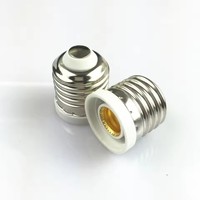 Adaptateur de base de lampe E27 à E12 en plastique durable, convertisseur résistant à la chaleur en métal blanc pour ampoule LED