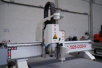 Máquina CNC de Alta Precisión para Trabajar la Madera, con Cuchilla Vibratoria y CCD para Cortar PVC y EVA