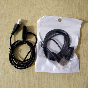 Chargeur pour <span class=keywords><strong>Fitbit</strong></span> <span class=keywords><strong>Charge</strong></span> <span class=keywords><strong>5</strong></span> / <span class=keywords><strong>Charge</strong></span> 6 / <span class=keywords><strong>Luxe</strong></span>, câble de <span class=keywords><strong>charge</strong></span> de remplacement, accessoires pour bracelets <span class=keywords><strong>Fitbit</strong></span> - Product Image 6