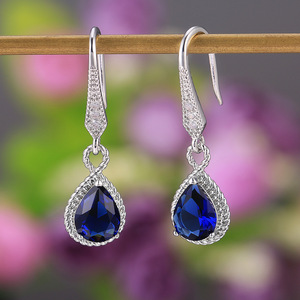 Orecchini in Cristallo Blu per Donne, Eleganti Accessori Moda per Uso Quotidiano e Feste - Product Image 4