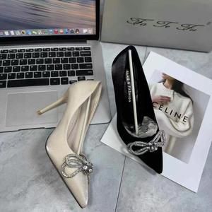 Proveedor Directo en China de Zapatos de Baloncesto, Nuevos, al por Mayor, Premium, en Fardos, para Niños, Mujeres, Hombres, Bolsas Ukay, Tacones Brillantes, Sandalias - Product Image 5