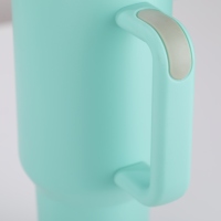 Gobelet isotherme en acier inoxydable de 40 oz prêt à être expédié, avec poignée et couvercle, tasse à bière réutilisable