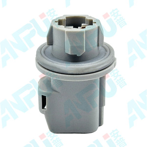 T10 Bulb Holder HJ-7 20mm Aperture Plastic <b>Socket</b> For Automotive <b>Lights</b> - Product Image 3