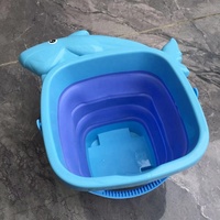 Kit de jeu de sable en plastique 8 pièces pour enfants, seau pliable, pelle, râteau, moules à sable, jouet de plage pour la plage, le jardin et la piscine