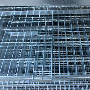 Grille en acier pressé verrouillable pour marche d'escalier et sol en grille métallique - Product Image 6