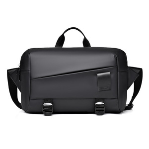 Riñonera Unisex Personalizada con Diseño a Rayas, Impermeable, para Deportes al Aire Libre, con Cierre de Cremallera - Product Image 4