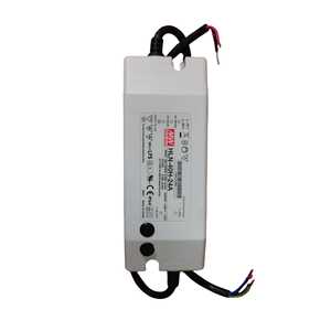 Fuente de alimentación conmutada de salida única Mean Well HLN-40H-54B 54W 100-240VAC IP64 para ubicaciones secas y húmedas - Product Image 3