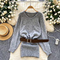 Pull-over élégant à col en V en maille ample pour femme, doux, respirant, décontracté, à manches longues, pour l'automne et l'hiver, usage quotidien
