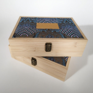 Caja de bambú con tapa de brocado, rectangular, con cierre, para regalo, para té, miel y artículos de té - Product Image 1