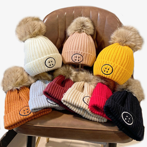 Bonnet en Fourrure Chaude, Bonnet et Bonnet Tricoté pour Enfant, avec Pompon, pour Fille et Garçon - Product Image 3