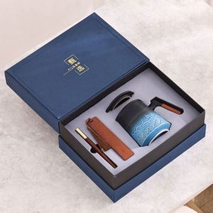Ensemble cadeau de 3 tasses en céramique/gobelets isothermes/stylos pour la Saint-Valentin pour hommes avec logo personnalisé et impression sérigraphique - Product Image 2