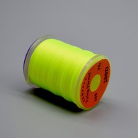 100 Yards 200D UV-Reaktiver Fluoreszierender Fliegenbinde-Faden aus Polyester-Material für Fliegenfischen