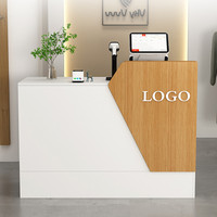 Comptoir de réception moderne, petit comptoir de bar, armoire de rangement, boutique de vêtements, supermarché, bureau d'accueil élégant