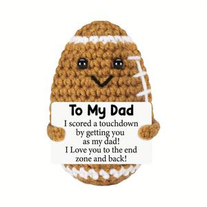 Pelota de Rugby Tejida a Crochet, Hecha a Mano, Regalo de Navidad o Cumpleaños para Papá, Divertida, Linda, Pequeña, Única, para Padres de Acuerdo - Product Image 2