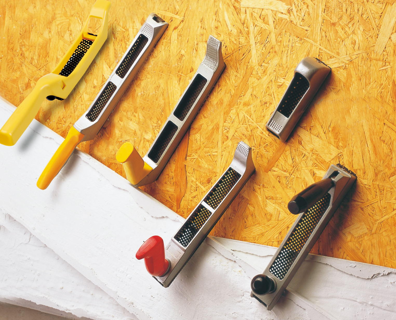 781❣️ エレファント　オブジェ　輸入品　入手困難品 いすゞフォワード用 オルタネーター/0-35000-0712/8-98317-668-0