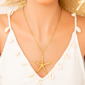Collar con colgante de estrella de mar de acero inoxidable, cadena de clavícula chapada en oro de 18 quilates, diseño simple y elegante para mujer, joyería de moda. - Product Image 4