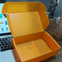 Boîte d'emballage pliable Yangwang à vente directe, résistante à l'humidité, en panneau alvéolaire PP, boîte de manutention en plastique alvéolaire