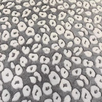Tissu en flanelle polaire imprimé offset imprimé léopard, tissu de style animal, peignoir, pyjama, tissu polaire, chaussures