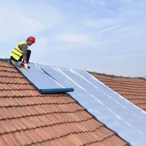 Membrana de Aislamiento Térmico Impermeable de Alta Calidad con Superficie de Aluminio para Techos de Construcción en Exteriores, Nueva Impermeabilización - Product Image 4