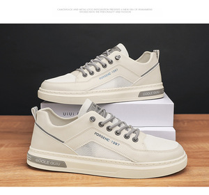 Los zapatos casuales de estilo retro para hombre son versátiles. Los zapatos para estudiantes Torre transpirables para todas las estaciones son modernos, a la moda y distintivos. - Product Image 6