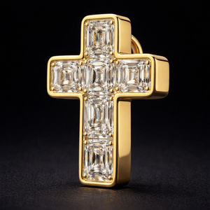 Colgante de Cruz con Diamante Corte Asscher en Oro, Joyería Religiosa Elegante para Mujer con Diseño Geométrico Brillante, Ideal para Regalo - Product Image 3